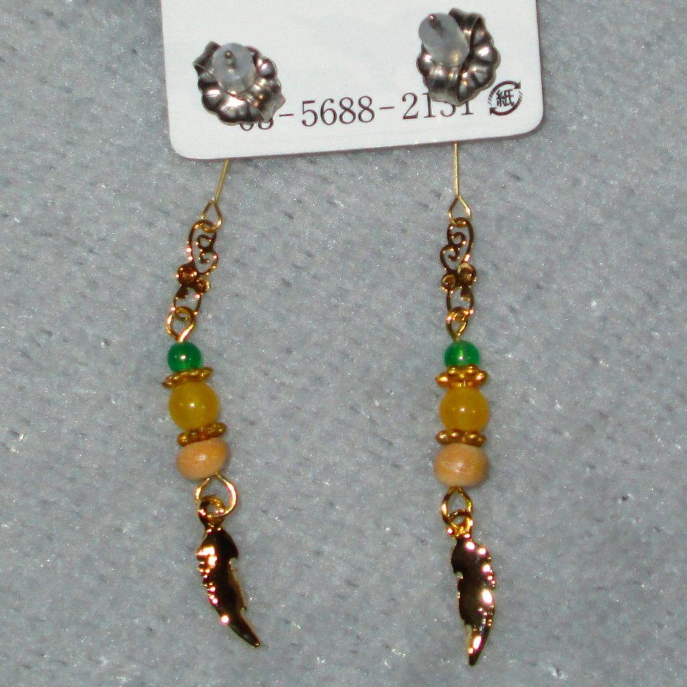 NWT Petite Japanese Earrings - Beads & Feathers - Picture 4 of 7